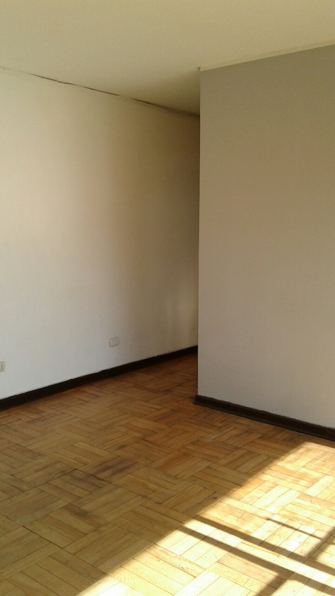 Venta Departamento 2D 1B Metro Monse&ntilde;or Eyzaguirre - &Ntilde;u&ntilde;oa