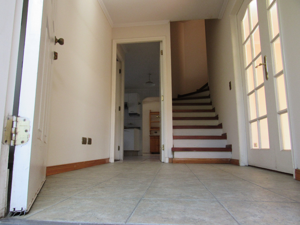 Arriendo Casa 4D San Carlos de Apoquindo - Las Condes
