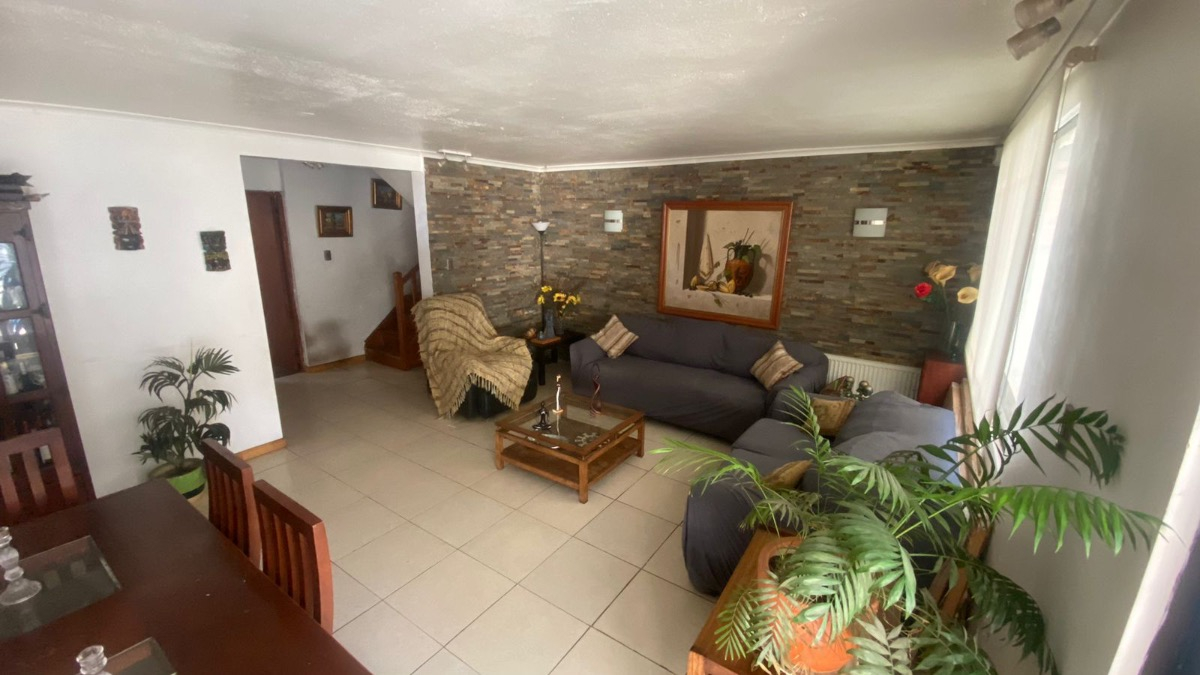 Venta Casa NOSP 5D en suite Walk-in cl&oacute;set 2B 2E Pepe Vila - La Reina