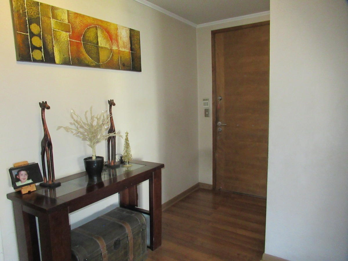 Venta Departamento O 3D en suite 2B 2E 1Bd In&eacute;s de Su&aacute;rez - Providencia