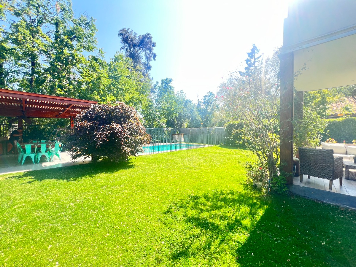 Arriendo Casa NOSP 7D en suite Walk-in cl&oacute;set 5B 3E 1B El Array&aacute;n - Lo Barnechea