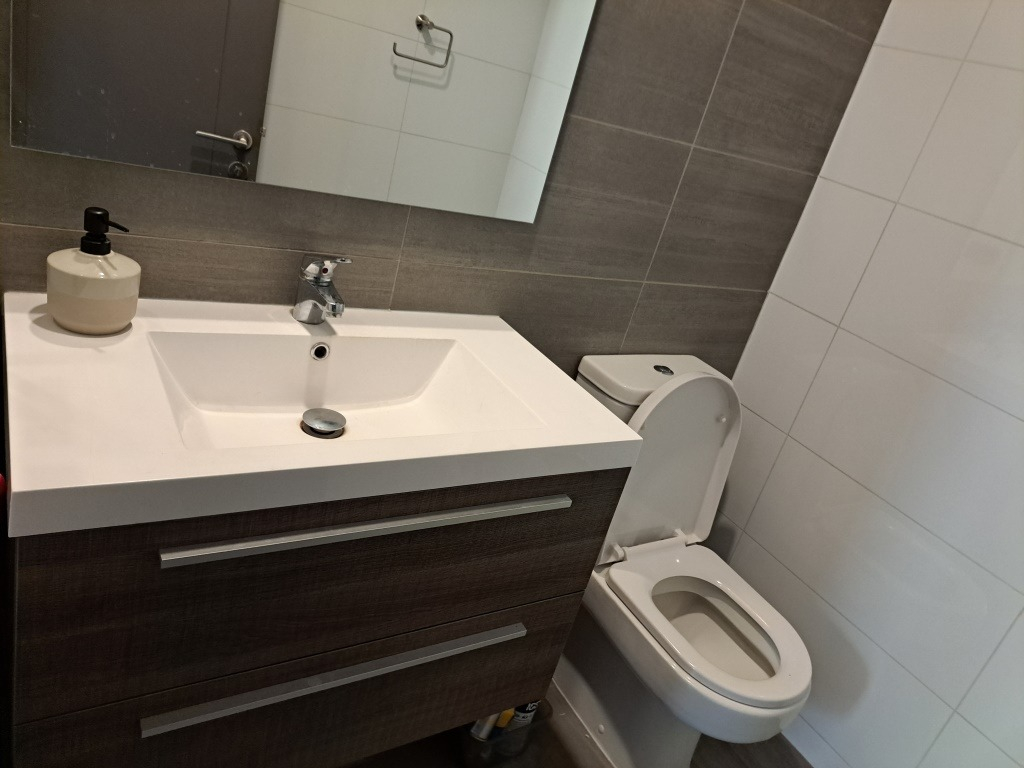 Venta Oficina NO 1B 1E 1B Plaza Italia - Providencia