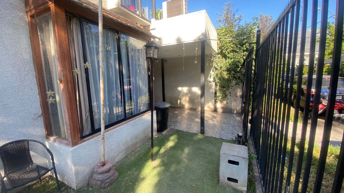 Venta Casa NOSP 5D en suite Walk-in cl&oacute;set 2B 2E Pepe Vila - La Reina