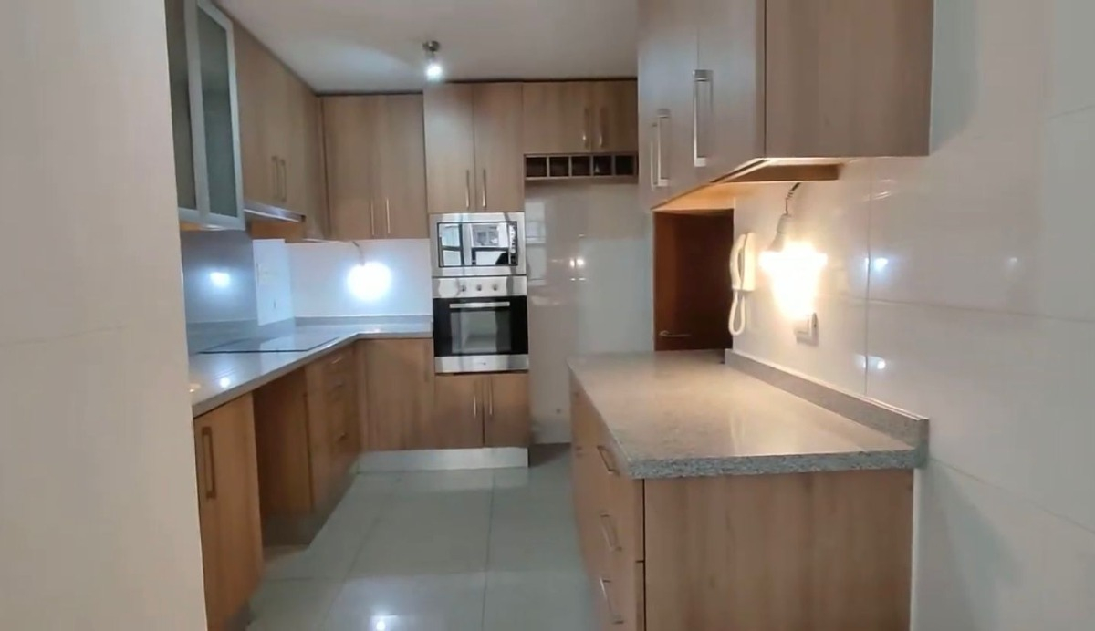 Arriendo Departamento S 2D en suite Walk-in cl&oacute;set 2B 2E 1B Tabancura - Vitacura