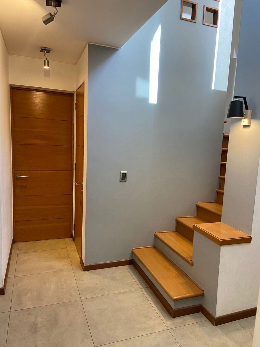 Venta Casa NO 4D 4B 2E 1B Carlos Ossand&oacute;n - La Reina