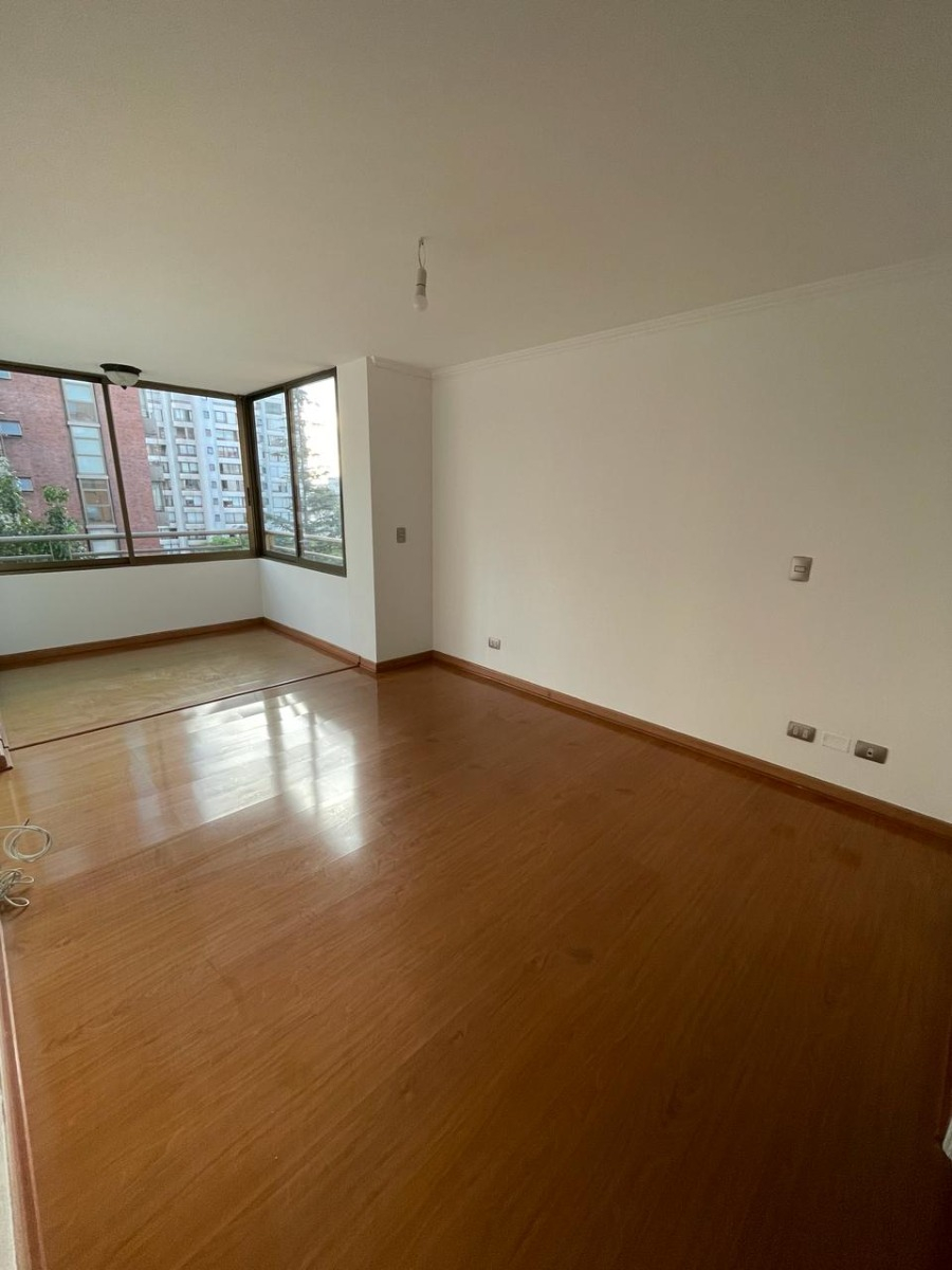 Venta Departamento SP 4D en suite Walk-in cl&oacute;set 3B 1E 1B Vaticano - Las Condes