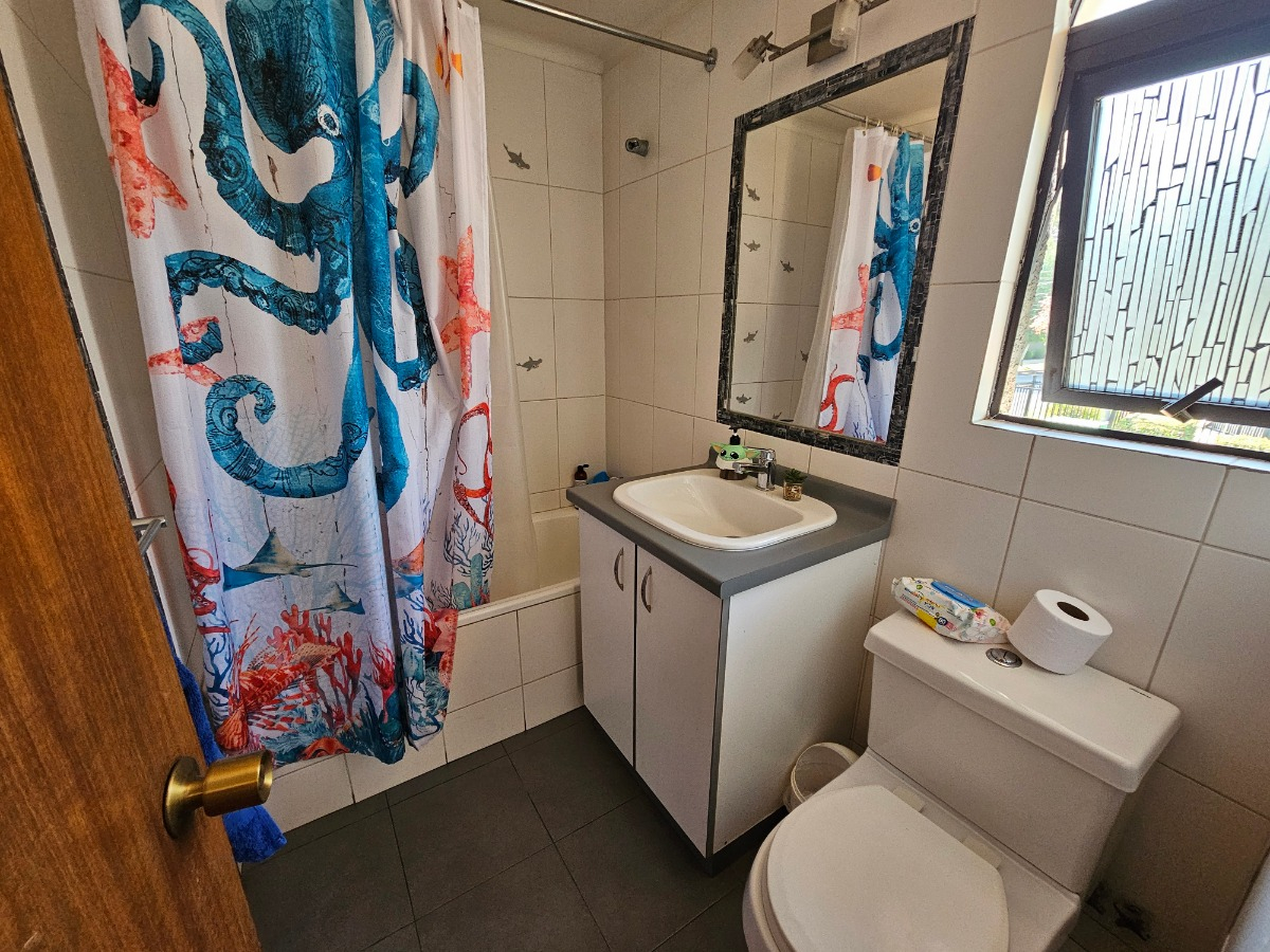 Venta Casa NOSP 4D en suite Walk-in cl&oacute;set 3B 3E 1B Carlos Ossand&oacute;n - La Reina