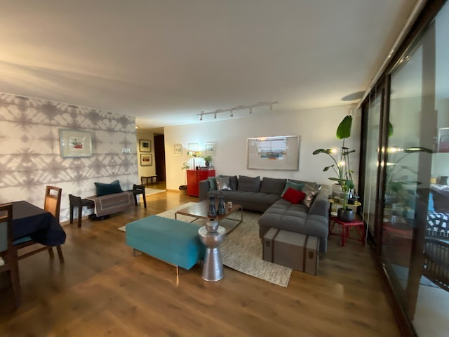 Venta Departamento NO 4D en suite 3B 2E 1B Metro Escuela Militar - Las Condes