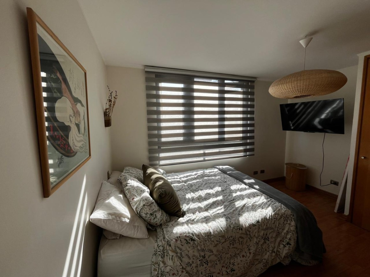 Arriendo Departamento 2D en suite 2B 1E 1Bd Pedro de Valdivia - Providencia
