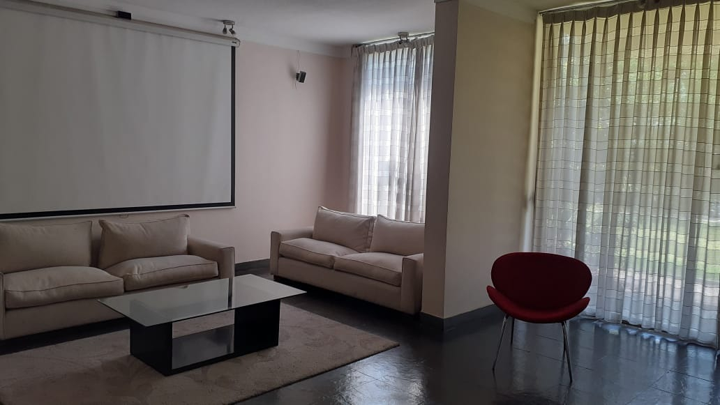 Arriendo Departamento NO 2D en suite Walk-in cl&oacute;set 2B 1E 1B Nueva Las Condes - Las Condes
