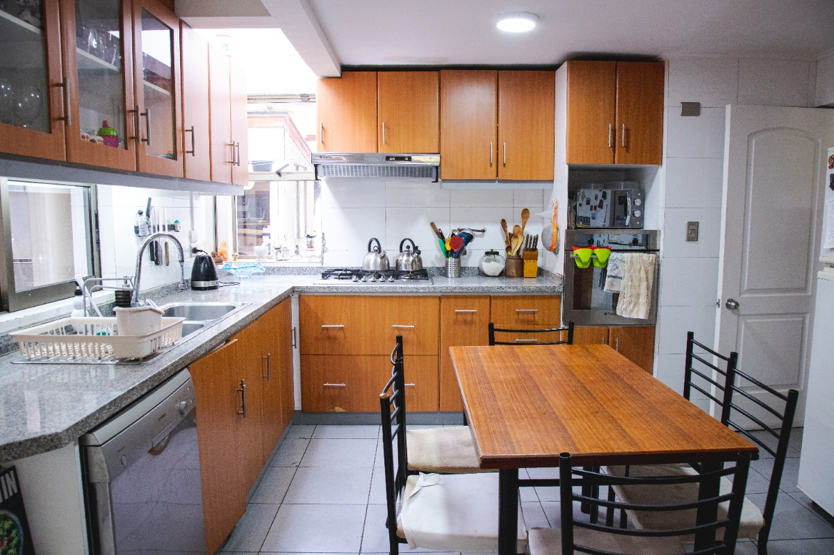 Arriendo Casa 4D Tabancura - Vitacura