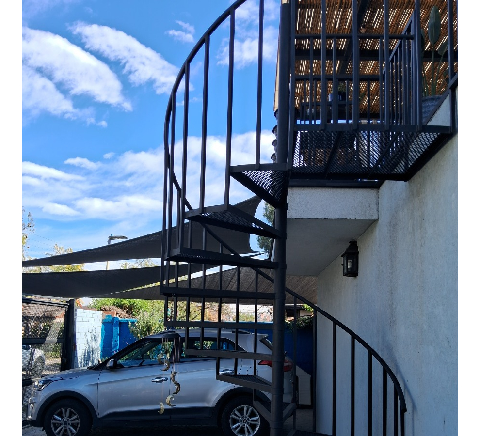 Venta Casa NO 3D en suite Walk-in cl&oacute;set 3B 2E 1B Metro Hernando de Magallanes - Las Condes