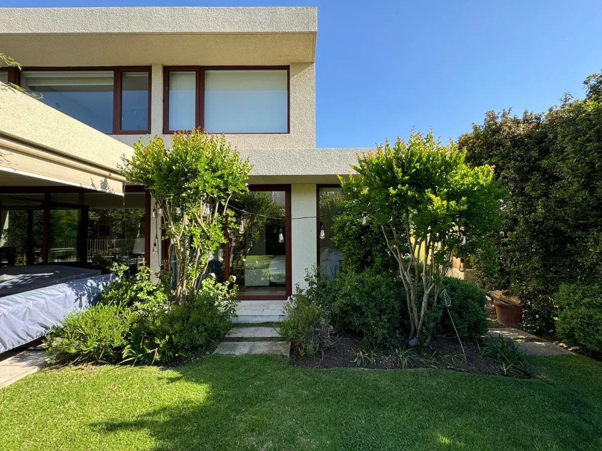 Venta Casa N 4D 4B 2E 1B Los Trapenses - Lo Barnechea