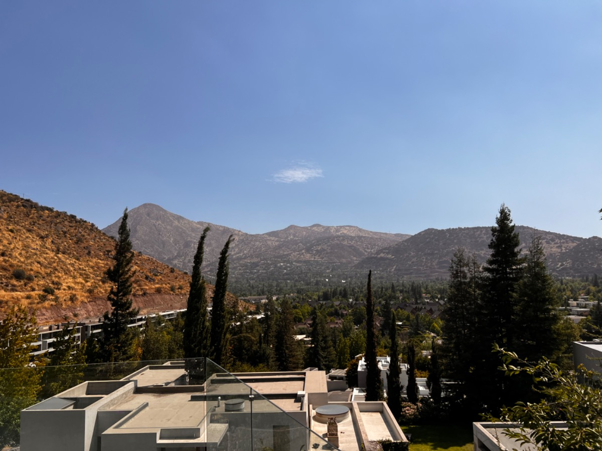 Venta Casa NO 4D 6B 3E 2B La Dehesa - Lo Barnechea