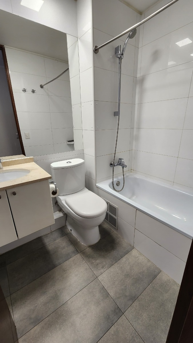 Arriendo Departamento NO 3D en suite Walk-in cl&oacute;set 3B 2E 1B Quinchamal&iacute; - Las Condes