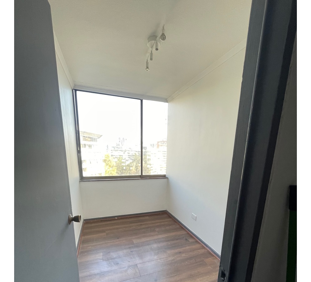 Venta Oficina S 2B Los Leones - Providencia