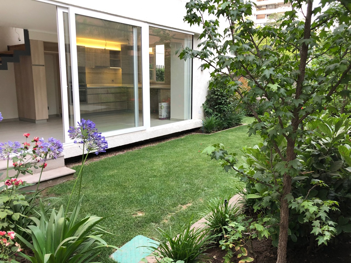 Arriendo Departamento 1D Barrio El Golf - Las Condes