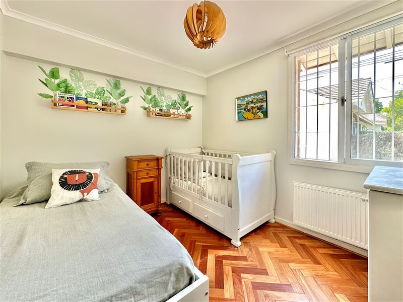 Venta Casa Nor-Oriente 3D 3B 1E 1B Metro Escuela Militar - Las Condes