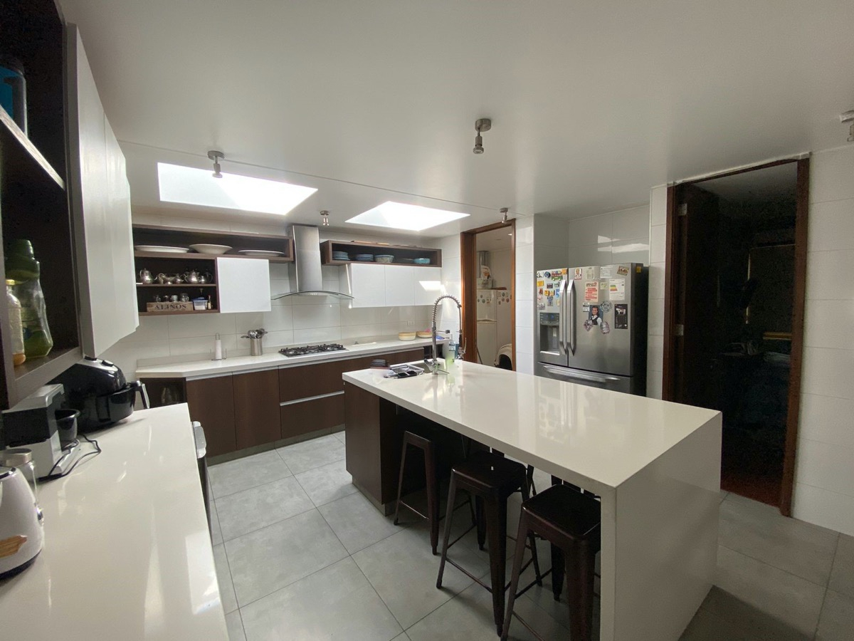 Venta Casa NO 6D en suite Walk-in cl&oacute;set 4B 4E 1B Chicureo - Colina