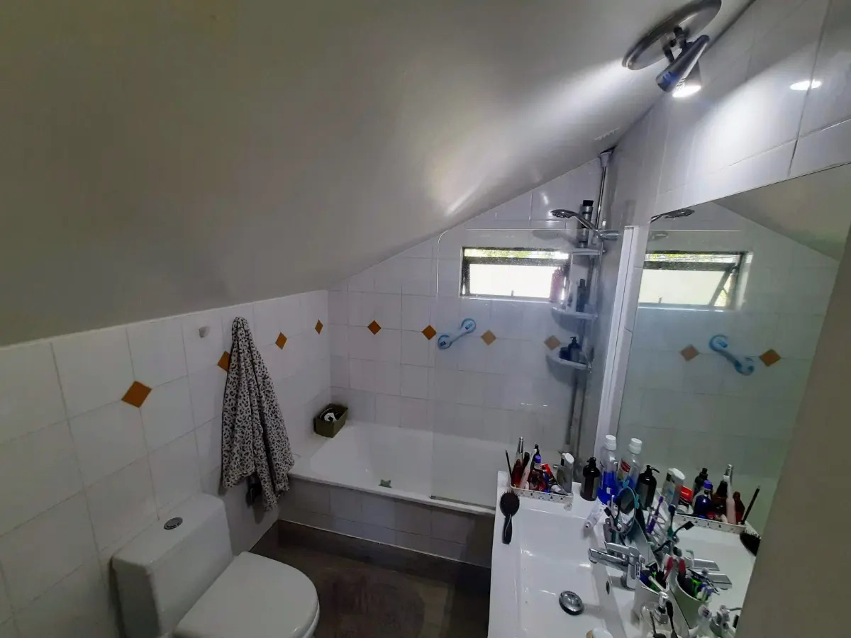 Arriendo Casa N 4D en suite Walk-in cl&oacute;set 3B 2E 2B Villa El Dorado - Vitacura