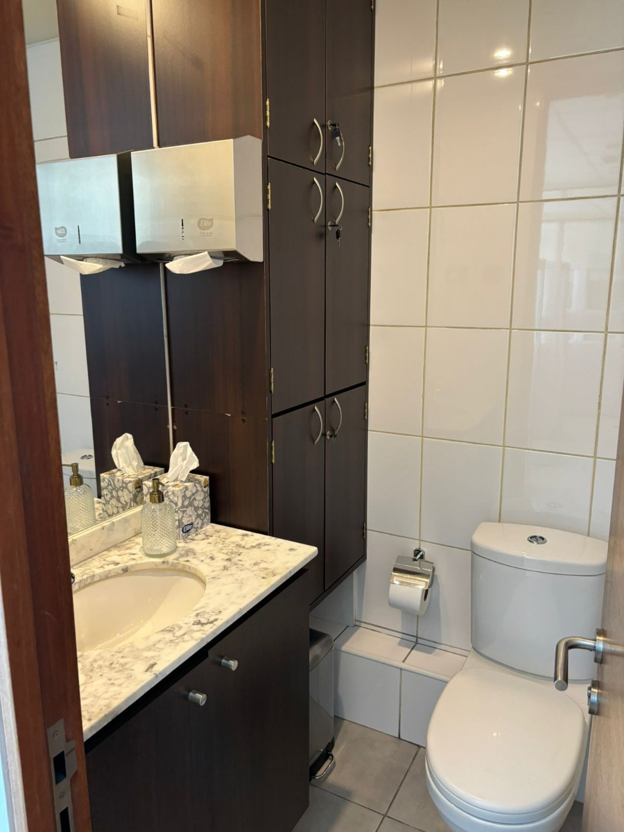 Arriendo Oficina SO 2B 1E Pedro de Valdivia - Providencia