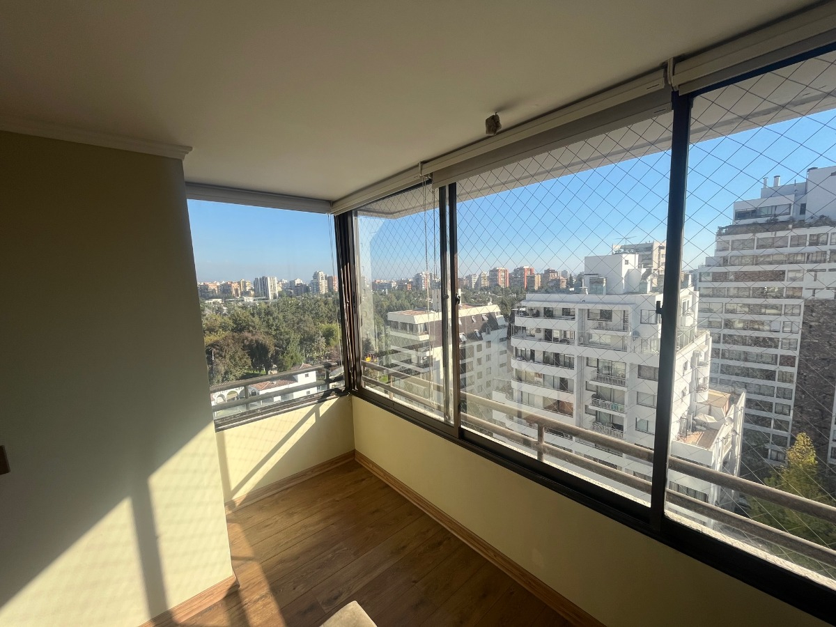 Venta Departamento SP 5D en suite Walk-in cl&oacute;set 4B 2E 1B Metro Escuela Militar - Las Condes