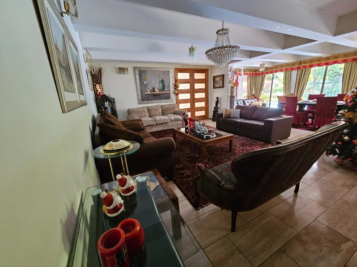 Venta Casa O 5D en suite Walk-in cl&oacute;set 7B 9E 2B Los Dominicos - Las Condes