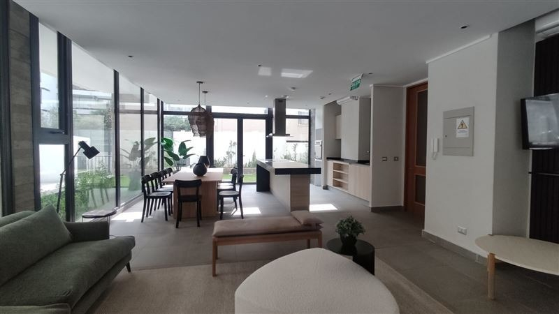 Arriendo Departamento NP 2D en suite Walk-in cl&oacute;set 2B 1E 1Bd In&eacute;s de Su&aacute;rez - Providencia