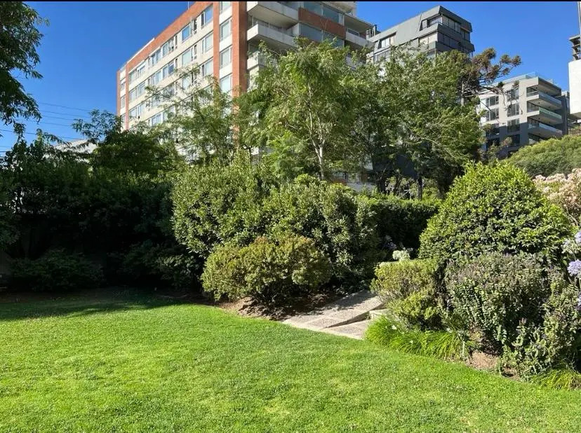 Arriendo Departamento 2D Vaticano - Las Condes