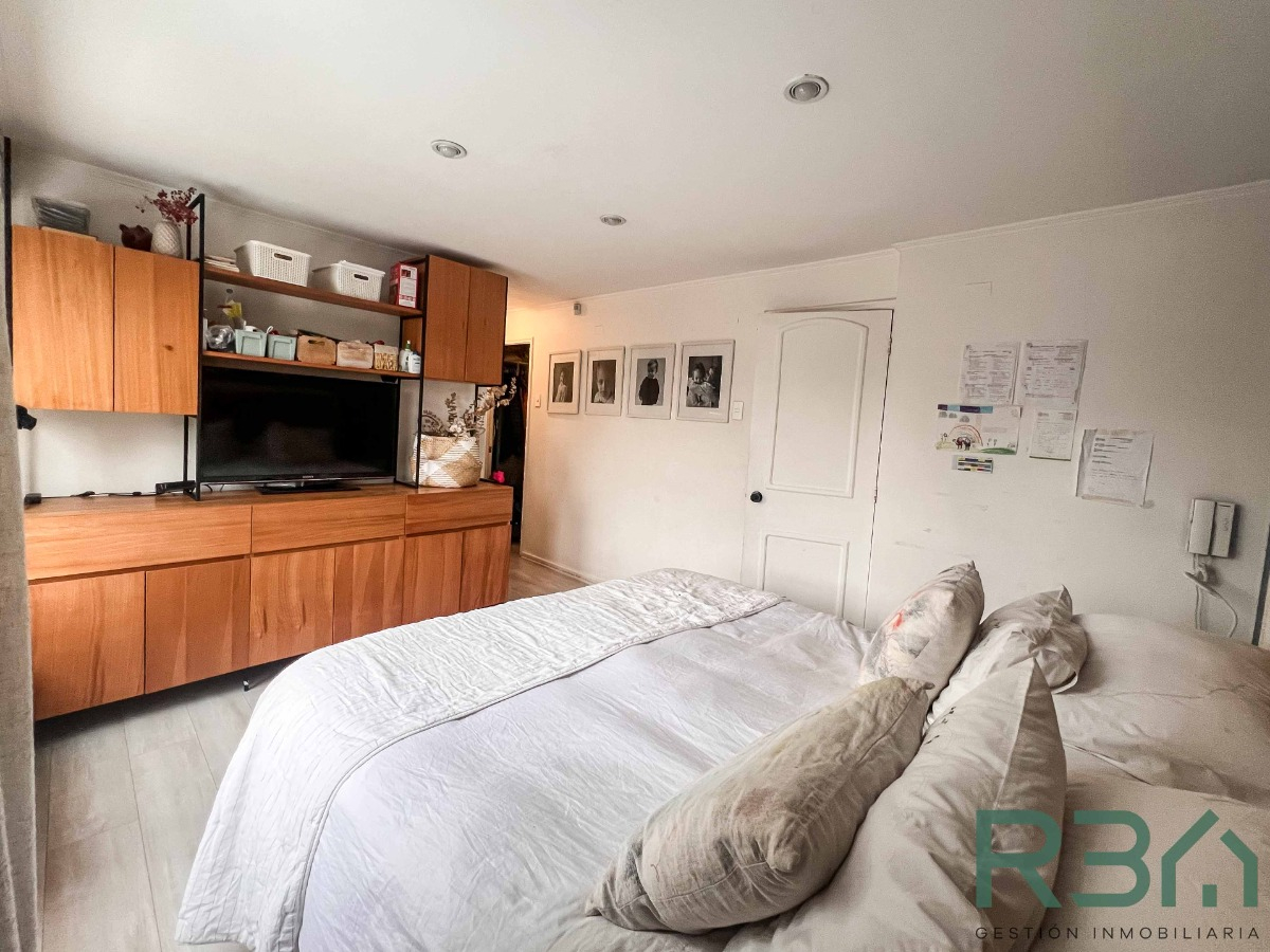 Venta Casa NOSP 4D en suite Walk-in cl&oacute;set 3B 1E 1B Estoril - Las Condes