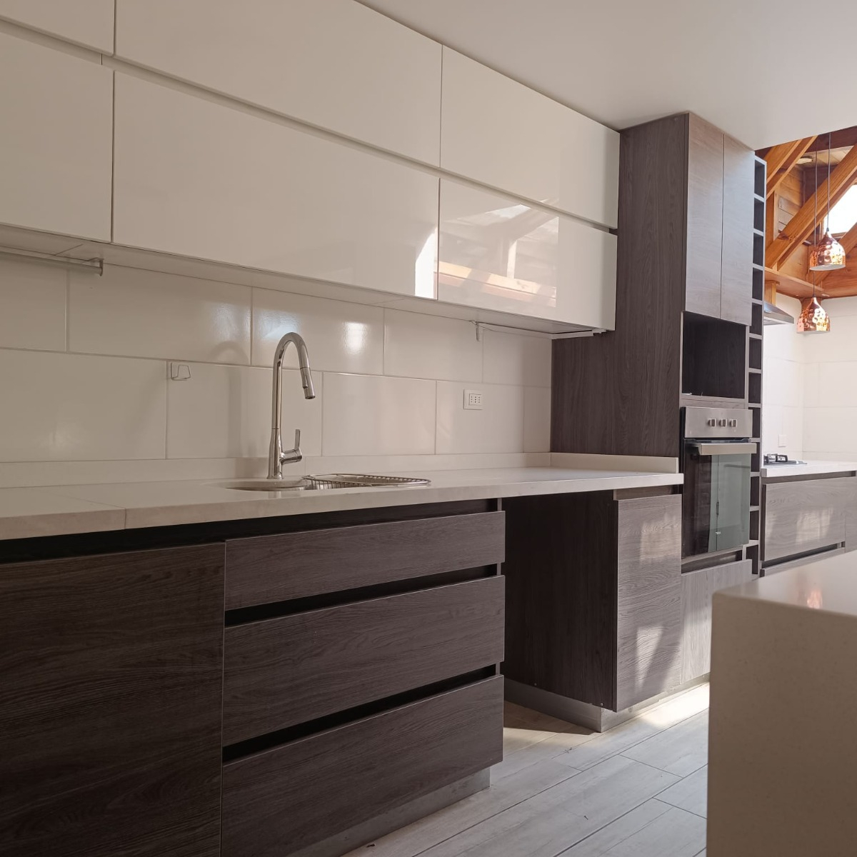 Arriendo Casa 5D 4B 1E Carlos Ossand&oacute;n - La Reina