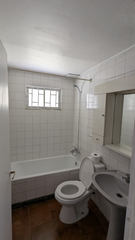 Arriendo Casa 5D 2B 1E Rotonda Atenas - Las Condes