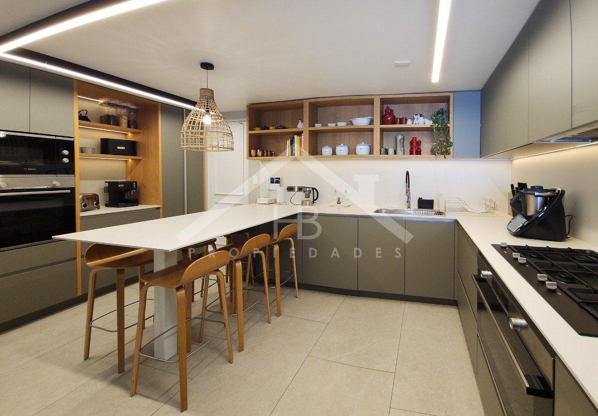 Venta Casa 5D en suite Walk-in cl&oacute;set 5B 3E 2B La Dehesa - Lo Barnechea