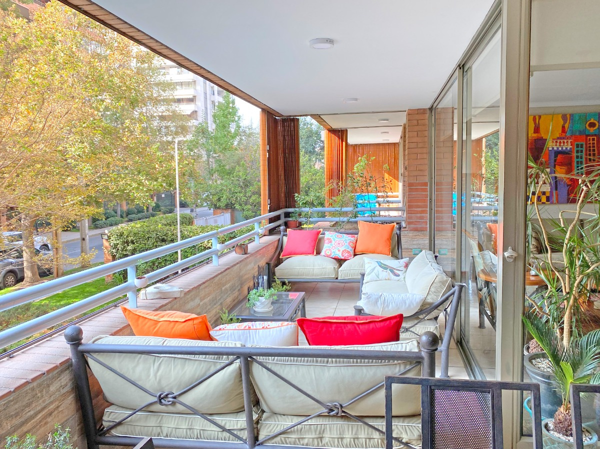 Venta Departamento NO 4D 4B 2E 1B Metro Escuela Militar - Las Condes