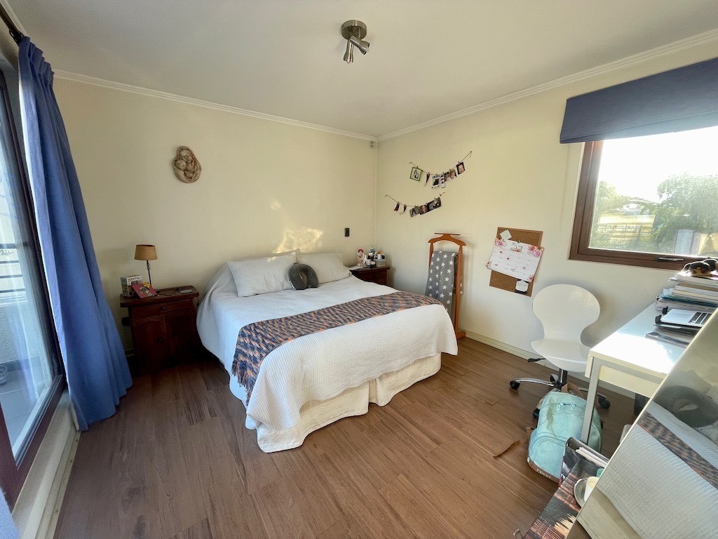 Venta Casa O 5D en suite Walk-in cl&oacute;set 5B 2E 2B Chicureo - Colina