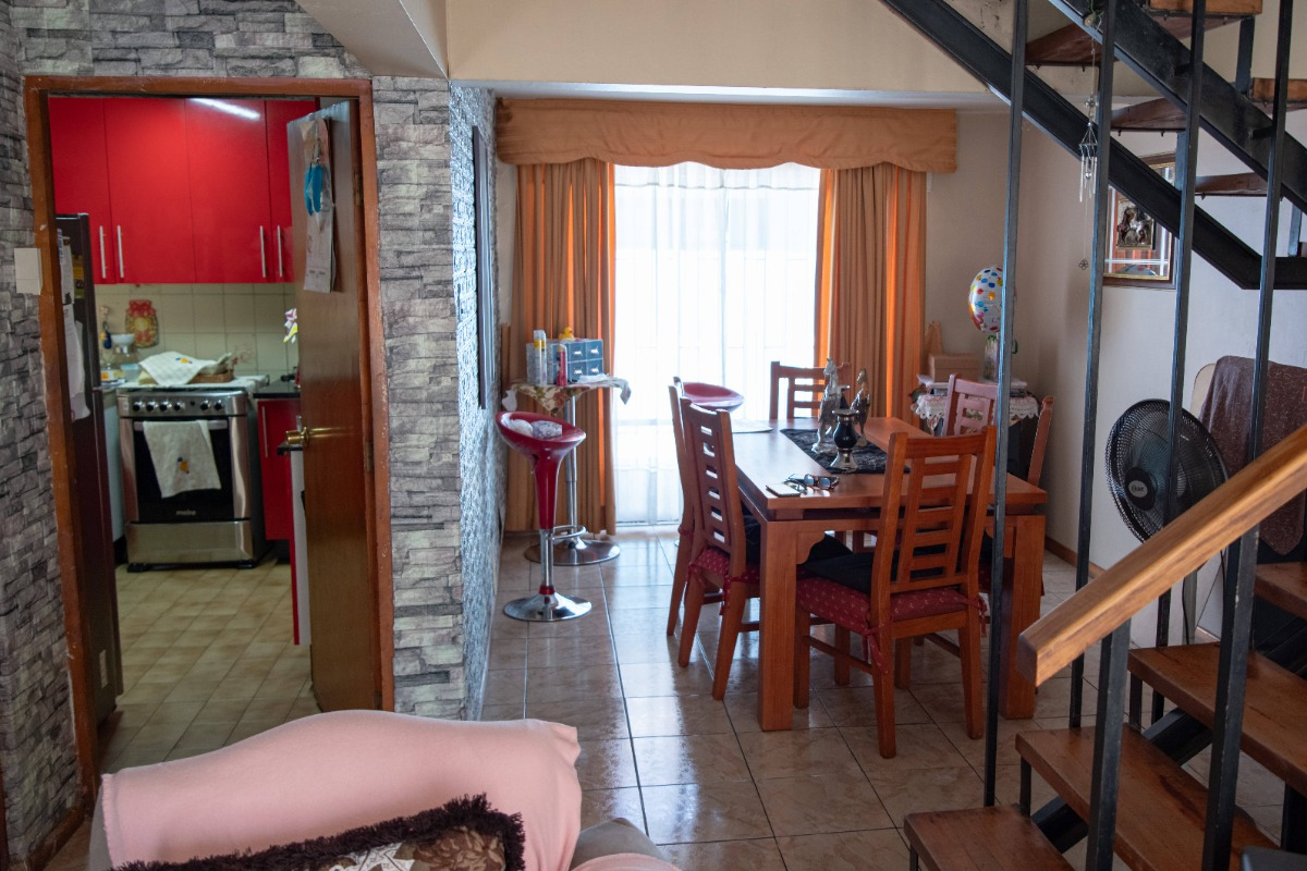 Venta Casa P 4D 2B 2E 1Bd Col&oacute;n Oriente - Vital Apoquindo - Las Condes