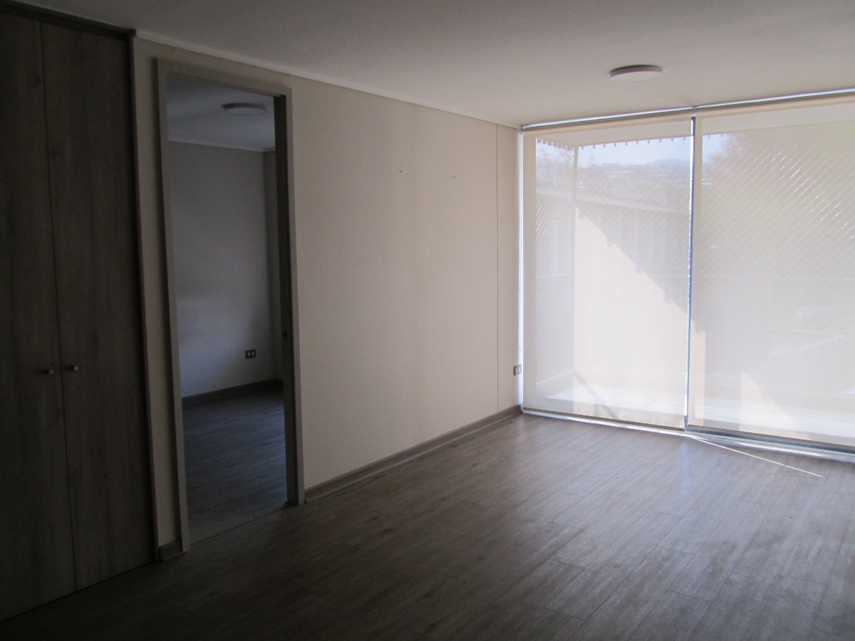 Venta Departamento O 2D en suite 2B 1E 1B Antigua Lo Barnechea - Lo Barnechea