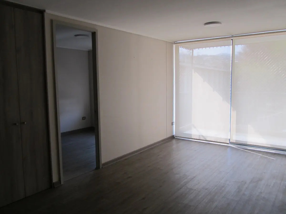 Venta Departamento O 2D en suite 2B 1E 1B Antigua Lo Barnechea - Lo Barnechea