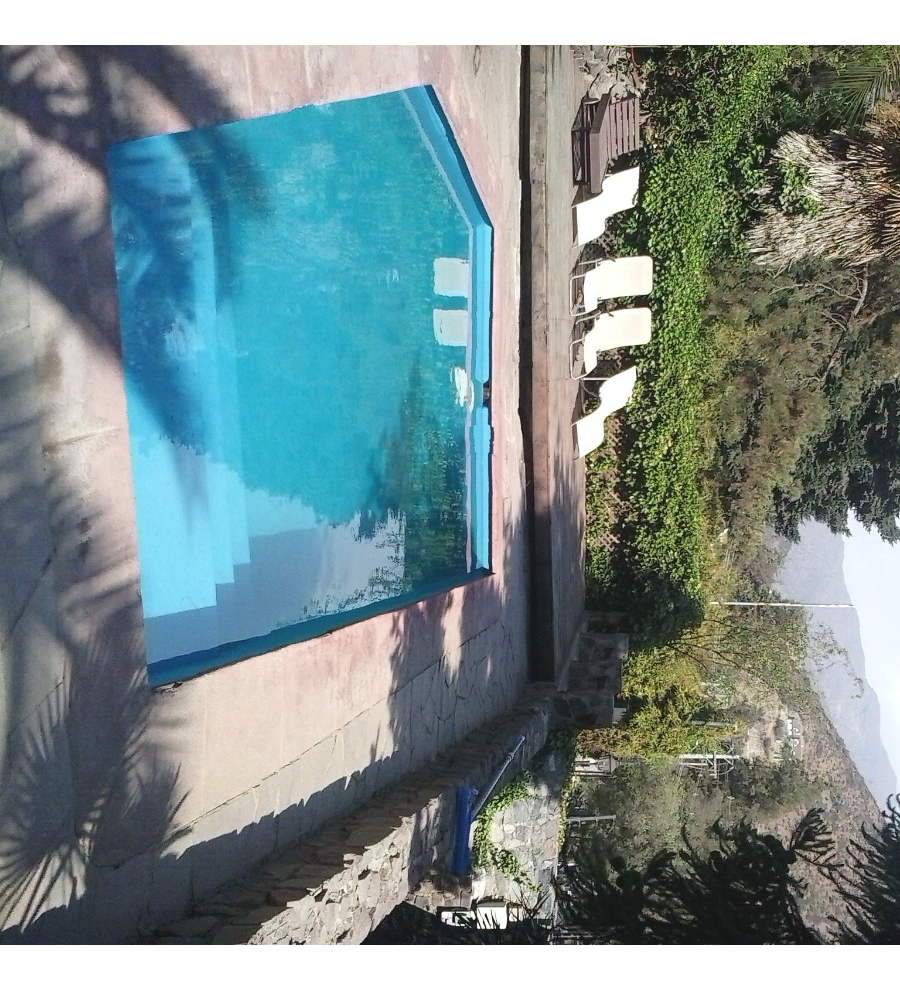 Venta Casa P 6D 4B 4E 1B El Array&aacute;n - Lo Barnechea