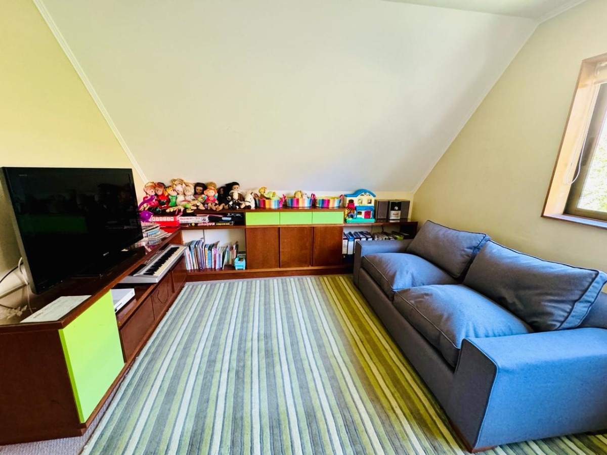 Venta Casa NP 5D en suite Walk-in cl&oacute;set 4B 3E 1B Los Trapenses - Lo Barnechea