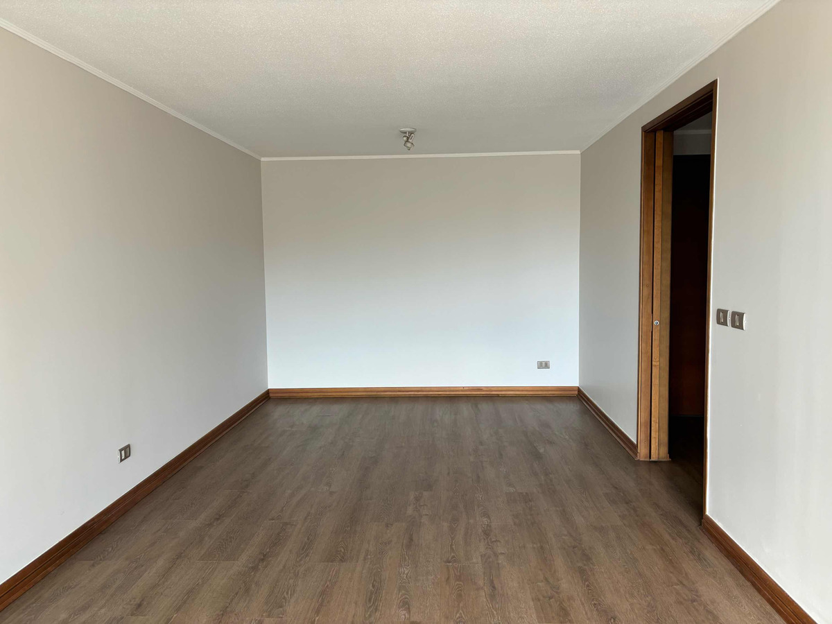 Arriendo Departamento NO 2D en suite 2B 1E 1B Metro Hernando de Magallanes - Las Condes