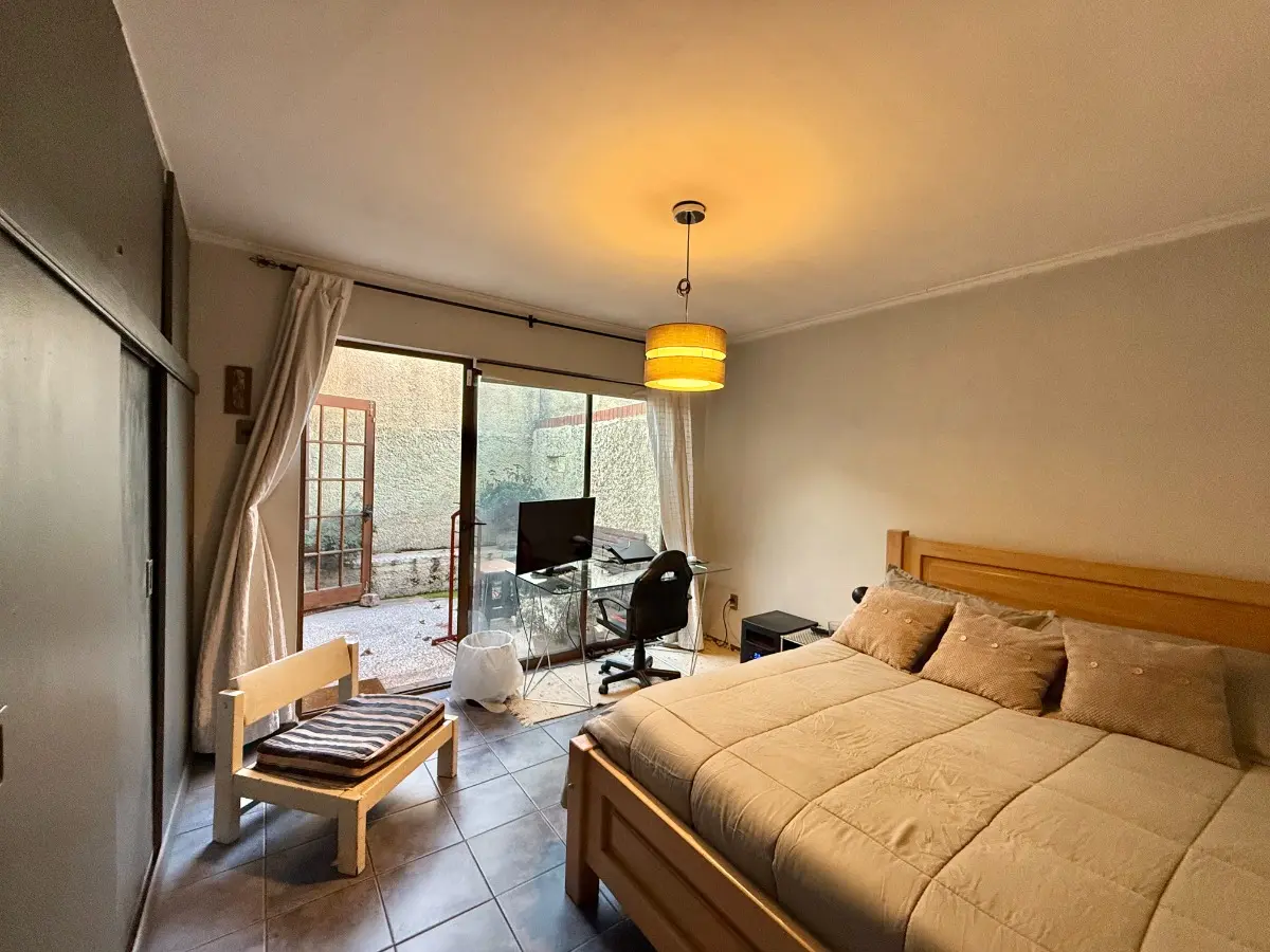 Venta Casa NO 4D 4B 2E 1Bd Nuestra Se&ntilde;ora del Rosario - Vitacura