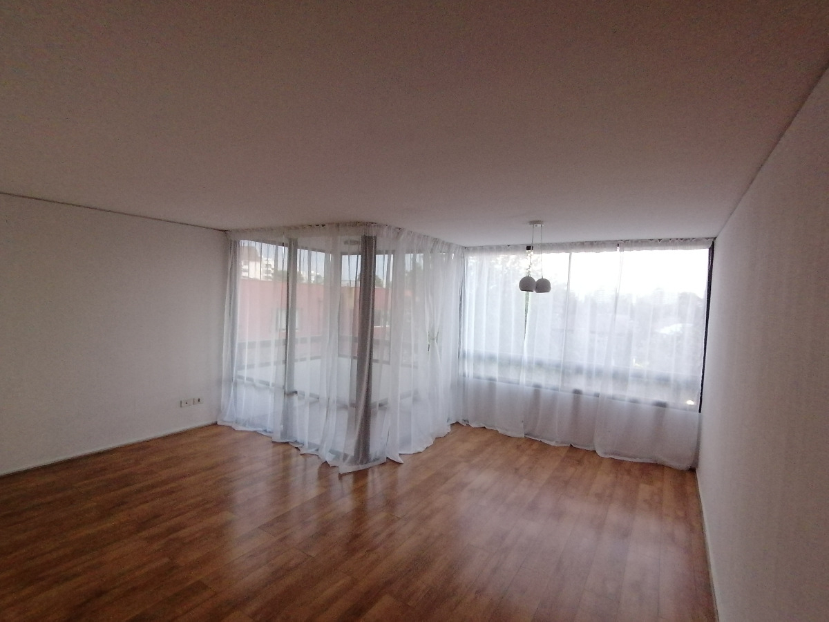 Arriendo Departamento SO 3D 2B 1E Metro Manquehue - Apumanque - Las Condes
