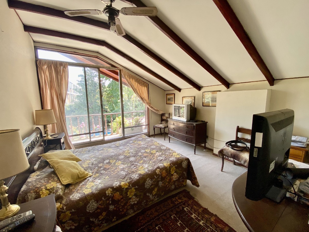 Venta Casa NOSP 5D 3B 4E 1B Parque Bicentenario - Vitacura