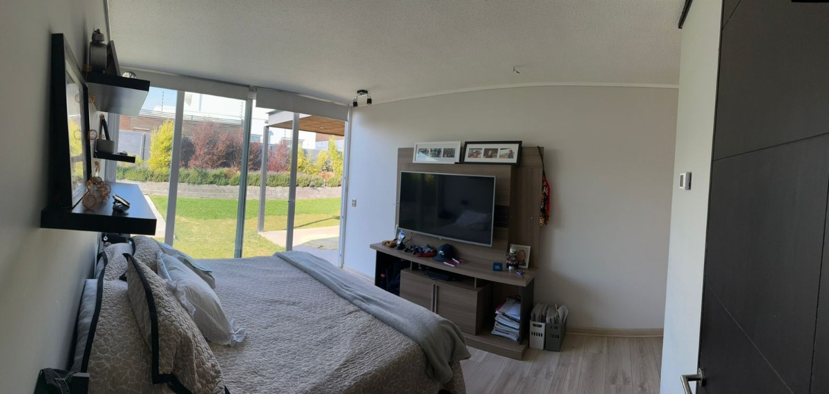 Arriendo Casa NO 4D en suite Walk-in cl&oacute;set 3B 3E 1B La Dehesa - Lo Barnechea