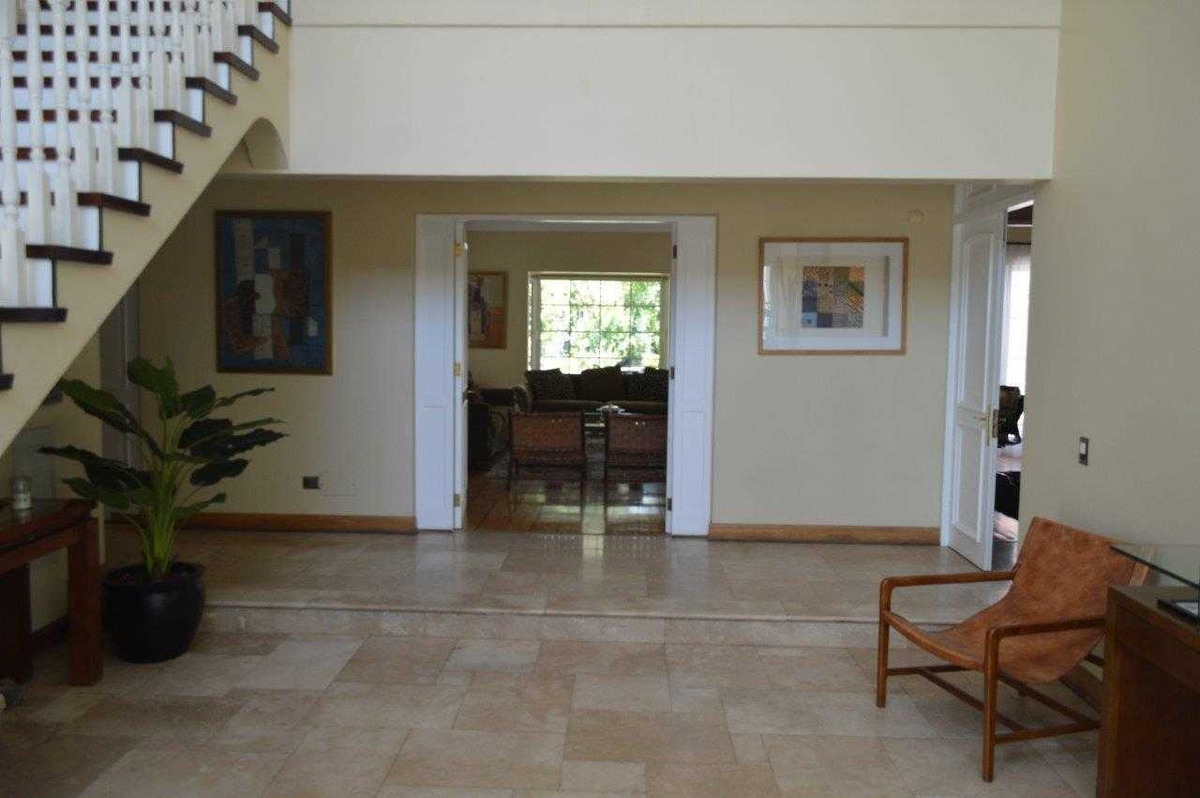 Venta Casa 6D en suite Walk-in cl&oacute;set 5B 4E 2B Los Trapenses - Lo Barnechea