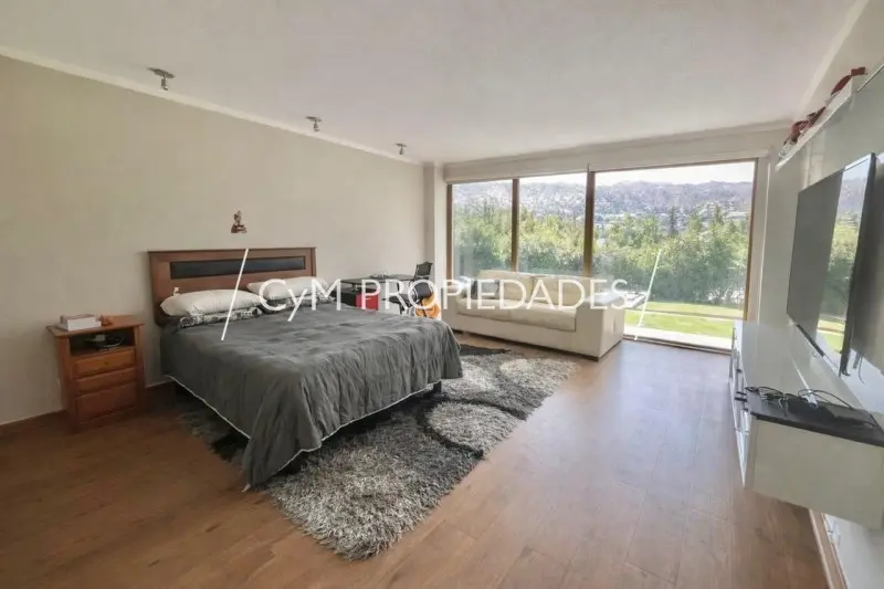 Venta Casa O 5D WI cl&oacute;set Suite 5B 2E El Huinganal - Lo Barnechea