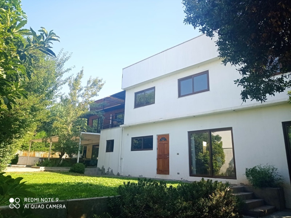 Venta Casa O 4D en suite 4B 3E 1B Chicureo - Colina