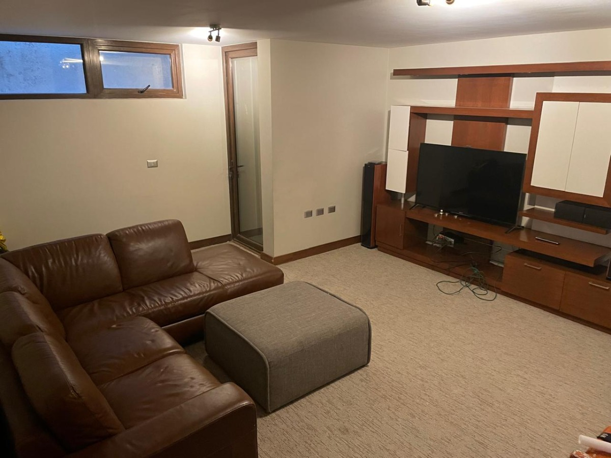 Venta Casa NO 5D en suite Walk-in cl&oacute;set 6B 4E 1B La Dehesa - Lo Barnechea