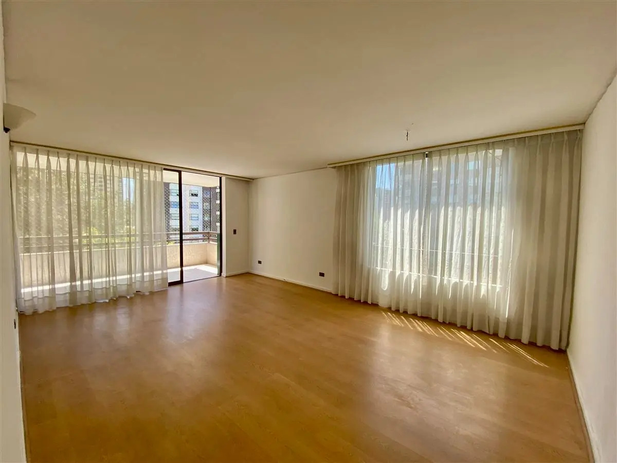 Arriendo Departamento NO 4D en suite Walk-in cl&oacute;set 3B 1E Rotonda Atenas - Las Condes